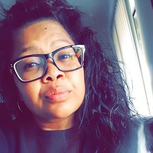 Meet your Posher, Candi